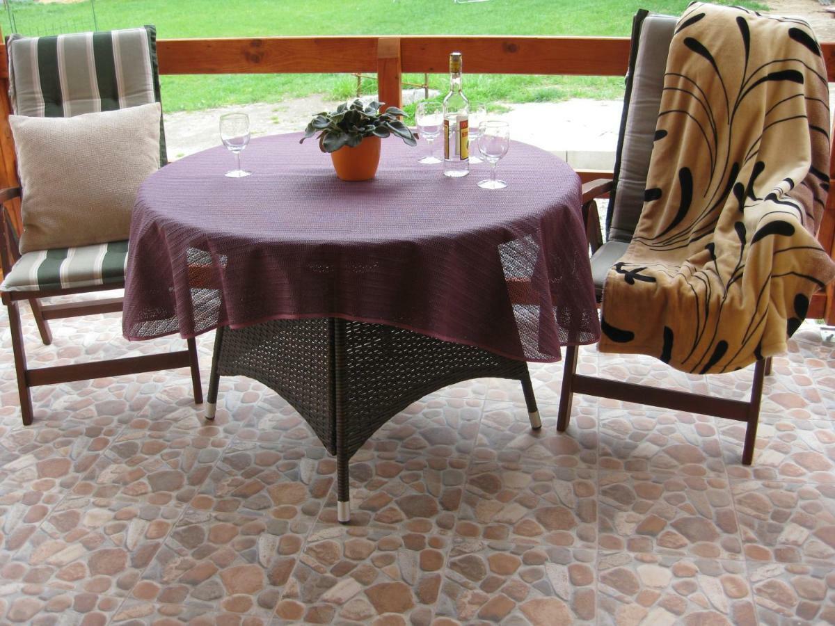 Apartmany Vcelka Hranice u Novych Hradu Экстерьер фото